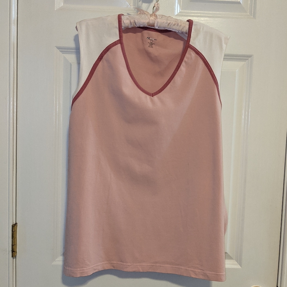 Pink & white top by SJB in 3x